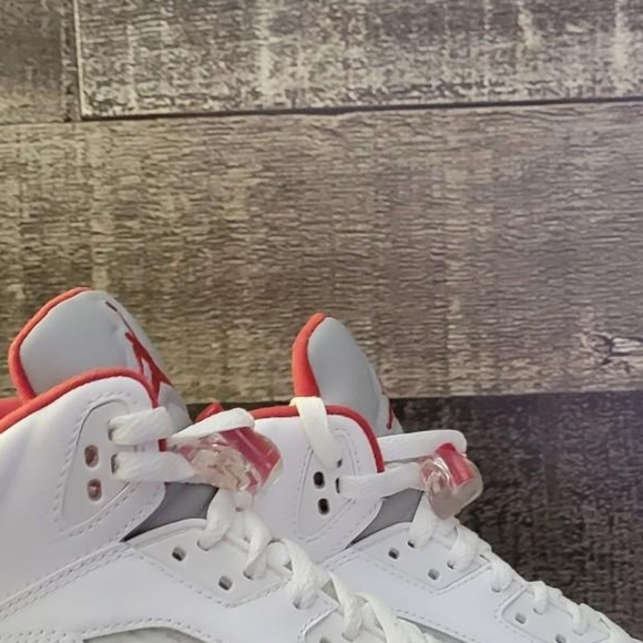 Jordan 5s - Picture 5 of 6